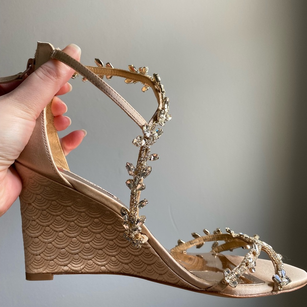 BADGLEY MISCHKA Feather Crystal embellished wedge sandal color- latte satin